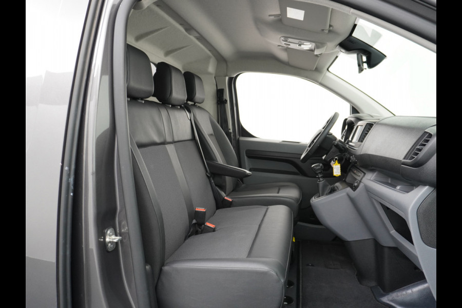 Citroën Jumpy 2.0D 145pk XL L3H1 3-Persoons Navi Apple Carplay Android Auto Cruise Pdc 2X Schuifdeur Cruise DAB+ Bordherkenning WiFi Citroen Connect Regen/Lichtsensor Dodehoeksensor SpoorAssist Voorruit+Wisserverwarmd 1e Eigenaar Euro 6 370Nm koppel