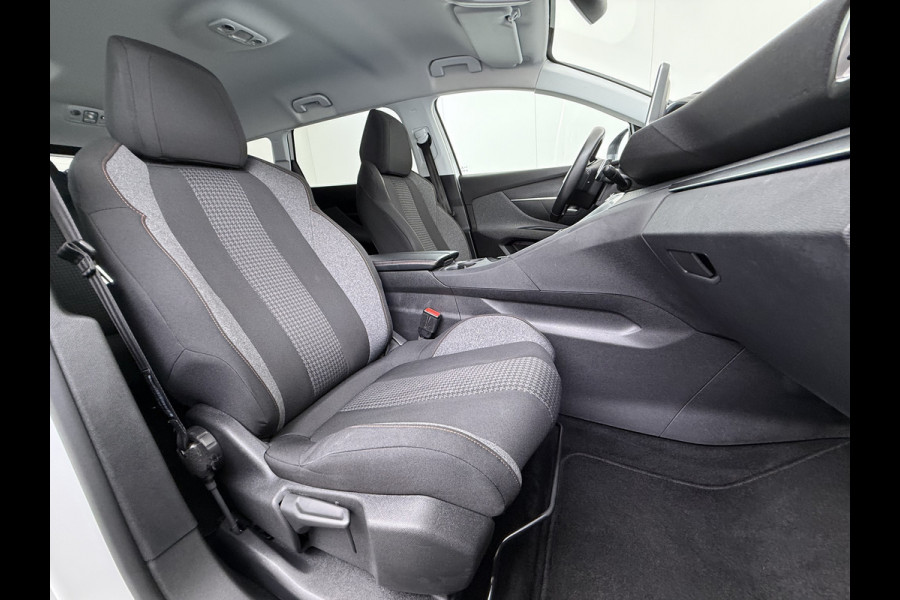 Peugeot 5008 T 131PK AUT-8 7-Pers. Navi 360°Camera Ecc Apple Carplay Android Auto Cruise Control Pdc Blue Executive Avantage Privacy Glas Lmv Isofix Led Regen-Lichtsensor Verkeersbord detectie Dealeronderhouden Origineel Nederlandse Auto 7 Zitter
