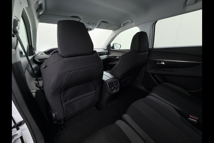 Peugeot 5008 T 131PK AUT-8 7-Pers. Navi 360°Camera Ecc Apple Carplay Android Auto Cruise Control Pdc Blue Executive Avantage Privacy Glas Lmv Isofix Led Regen-Lichtsensor Verkeersbord detectie Dealeronderhouden Origineel Nederlandse Auto 7 Zitter