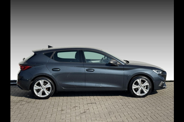 Seat Leon Sportstourer 1.0 TSI FR Business Intense NL-AUTO | CAMERA | STOEL/STUUR VERWARMING