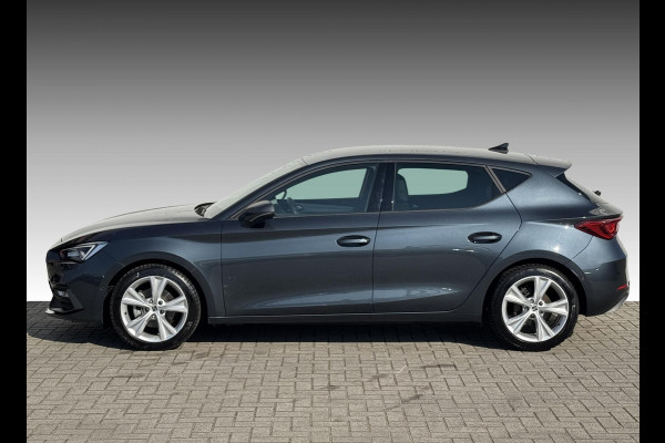 Seat Leon Sportstourer 1.0 TSI FR Business Intense NL-AUTO | CAMERA | STOEL/STUUR VERWARMING