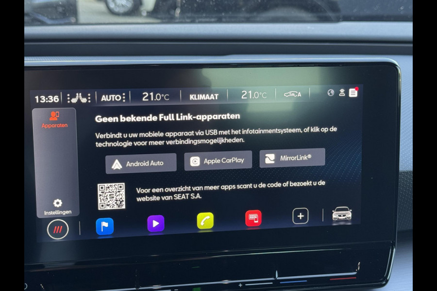 Seat Leon Sportstourer 1.0 TSI FR Business Intense NL-AUTO | CAMERA | STOEL/STUUR VERWARMING