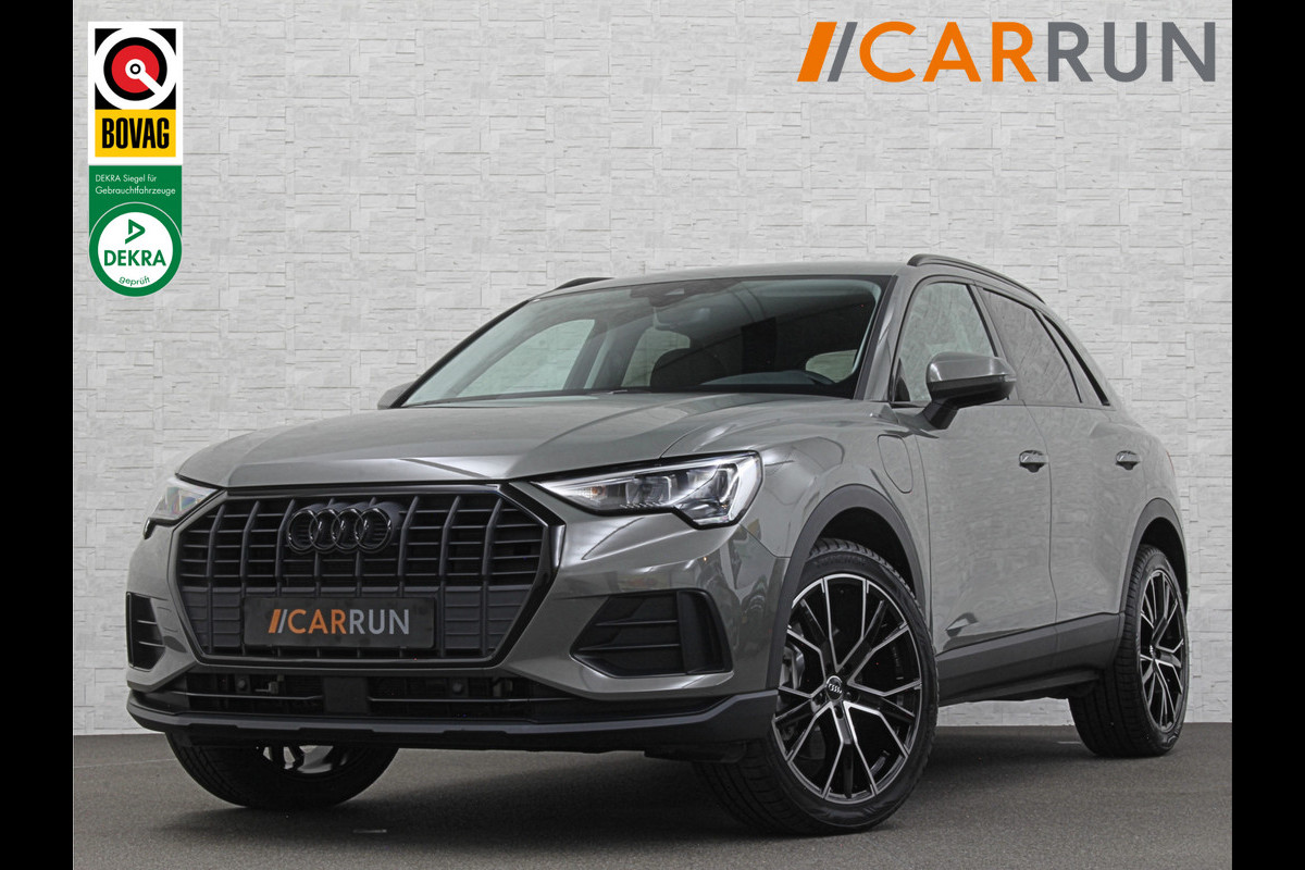 Audi Q3 45 TFSI e 245PK Hybrid | 96% SOH | Cruise Contol | Getint Glas | Dodehoek | Carplay | Navi | Chronos Grau | Side Assist |  30dkm! | 2022 | Rijklaarprijs incl. 12 mnd. Bovag Garantie.
