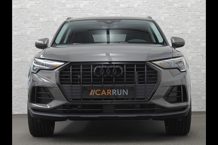 Audi Q3 45 TFSI e 245PK Hybrid | 96% SOH | Cruise Contol | Getint Glas | Dodehoek | Carplay | Navi | Chronos Grau | Side Assist |  30dkm! | 2022 | Rijklaarprijs incl. 12 mnd. Bovag Garantie.