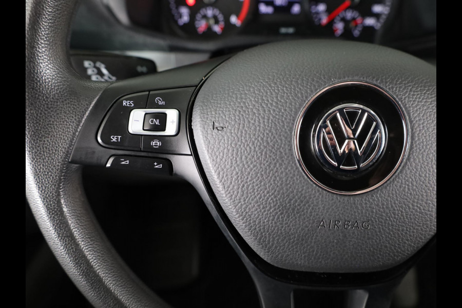 Volkswagen Crafter 35 2.0 TDI L3H3 Highline EURO VI 140 pk Automaat | Verlengde garantie | Navigatie | Parkeersensoren | Achteruitrijcamera | Cruise control |