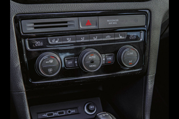 Volkswagen Golf Sportsvan 1.5 TSI ACT Highline Edition 1jr Garantie|Pano|Cruise|Trekhaak|Stoel-en Stuurverwarming|Navi|Camera