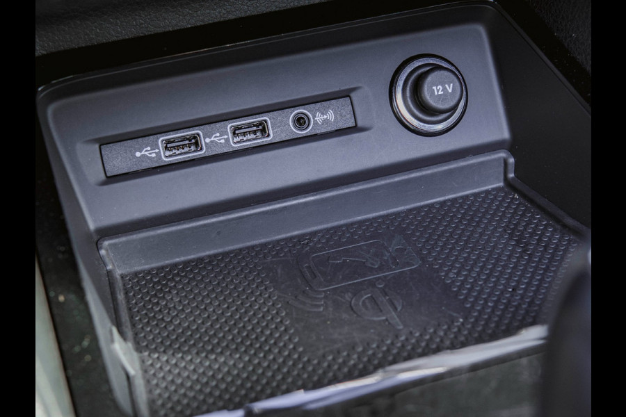 Volkswagen Golf Sportsvan 1.5 TSI ACT Highline Edition 1jr Garantie|Pano|Cruise|Trekhaak|Stoel-en Stuurverwarming|Navi|Camera