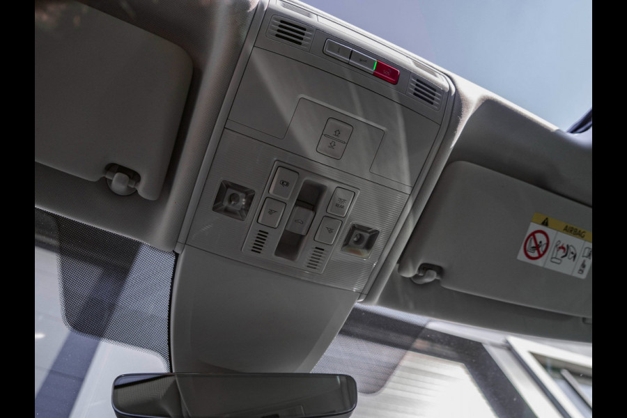 Volkswagen Golf Sportsvan 1.5 TSI ACT Highline Edition 1jr Garantie|Pano|Cruise|Trekhaak|Stoel-en Stuurverwarming|Navi|Camera