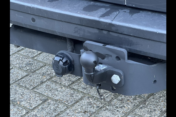 Volkswagen Crafter 2.0 TDI L3H3 Comfortline EURO 6 Fabrieksgarantie 2-2028 Airco Cruise Navi Voorruitverwarming Sensoren v/a