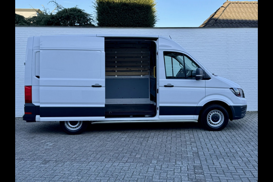 Volkswagen Crafter 2.0 TDI L3H3 Comfortline EURO 6 Fabrieksgarantie 2-2028 Airco Cruise Navi Voorruitverwarming Sensoren v/a