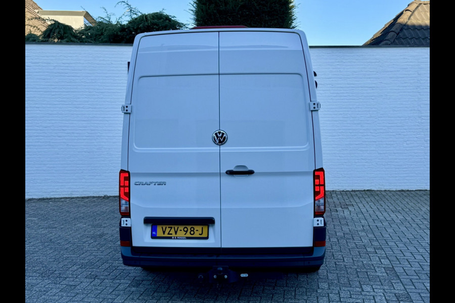 Volkswagen Crafter 2.0 TDI L3H3 Comfortline EURO 6 Fabrieksgarantie 2-2028 Airco Cruise Navi Voorruitverwarming Sensoren v/a