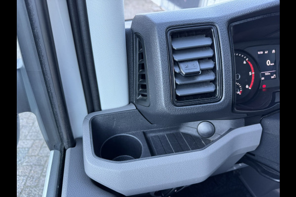 Volkswagen Crafter 2.0 TDI L3H3 Comfortline EURO 6 Fabrieksgarantie 2-2028 Airco Cruise Navi Voorruitverwarming Sensoren v/a