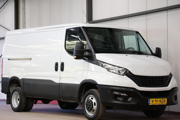 Iveco Daily 35C18HV 3.0 180PK L2H1 DUBBEL LUCHT