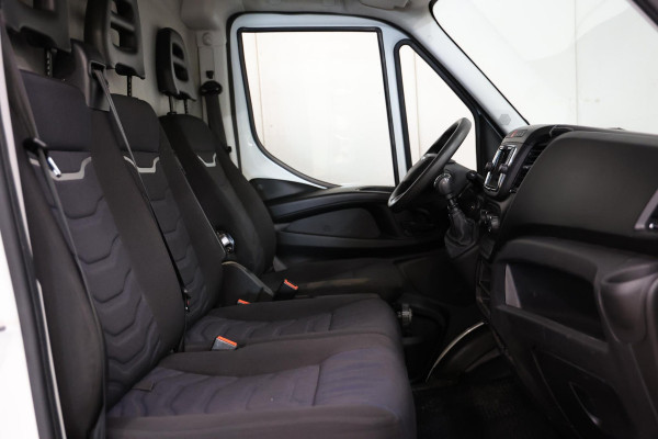 Iveco Daily 35C18HV 3.0 180PK L2H1 DUBBEL LUCHT