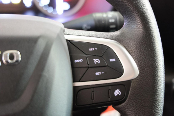 Iveco Daily 35C18HV 3.0 180PK L2H1 DUBBEL LUCHT