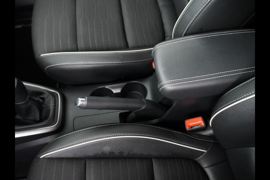 Kia Stonic 1.0 T-GDi MHEV GT-Line Airco - Apple Carplay/Android Auto - Cruise Control - Climate Control - Navigatie - Stoel/Stuur Verwarming - Virena Zekerheidspakket €895,-