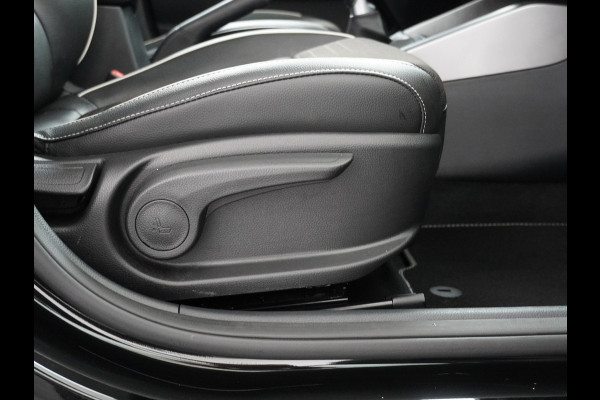 Kia Stonic 1.0 T-GDi MHEV GT-Line Airco - Apple Carplay/Android Auto - Cruise Control - Climate Control - Navigatie - Stoel/Stuur Verwarming - Virena Zekerheidspakket €895,-