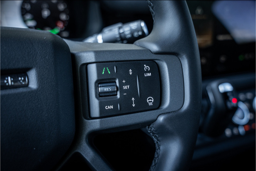 Land Rover Defender 110 P300e 110 FULL URBAN PACK ** Towing ** Cold Climate ** 23inch ** HSE X-Dynamic