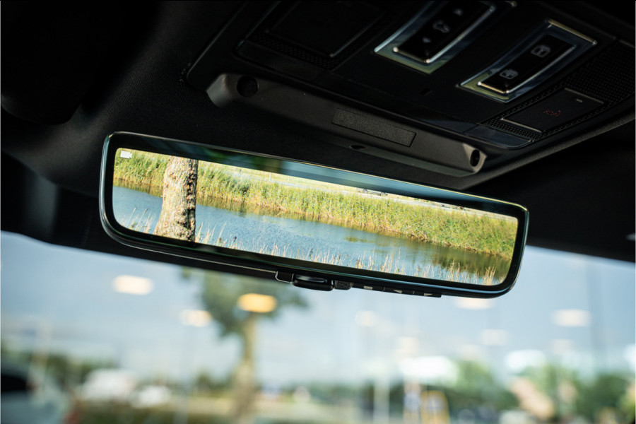 Land Rover Defender 110 P300e 110 FULL URBAN PACK ** Towing ** Cold Climate ** 23inch ** HSE X-Dynamic