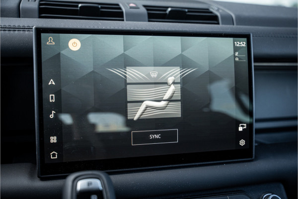 Land Rover Defender 110 P300e 110 FULL URBAN PACK ** Towing ** Cold Climate ** 23inch ** HSE X-Dynamic