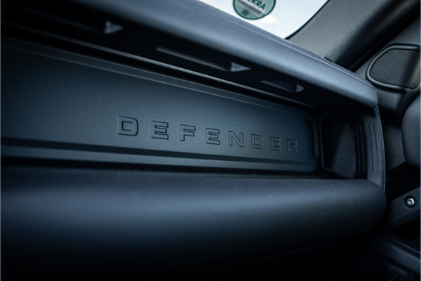 Land Rover Defender 110 P300e 110 FULL URBAN PACK ** Towing ** Cold Climate ** 23inch ** HSE X-Dynamic