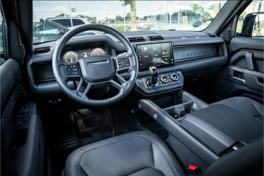 Land Rover Defender 110 P300e 110 FULL URBAN PACK ** Towing ** Cold Climate ** 23inch ** HSE X-Dynamic