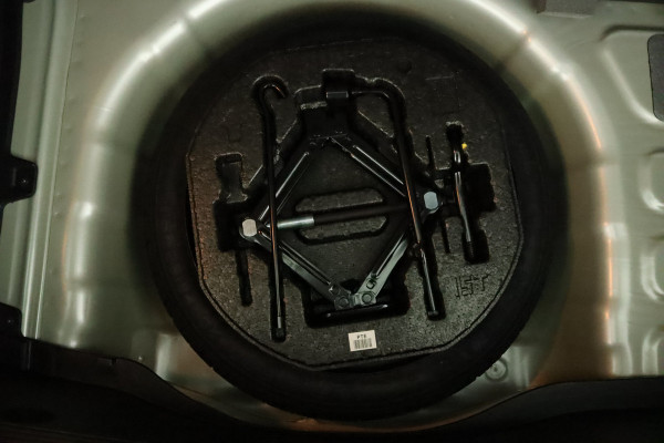 Kia Picanto 1.0 DPI DynamicLine Airco - Apple Carplay/Android Auto - Cruise Control - Navigatie - Achteruitrijcamera - Fabrieksgarantie tot 02-2032