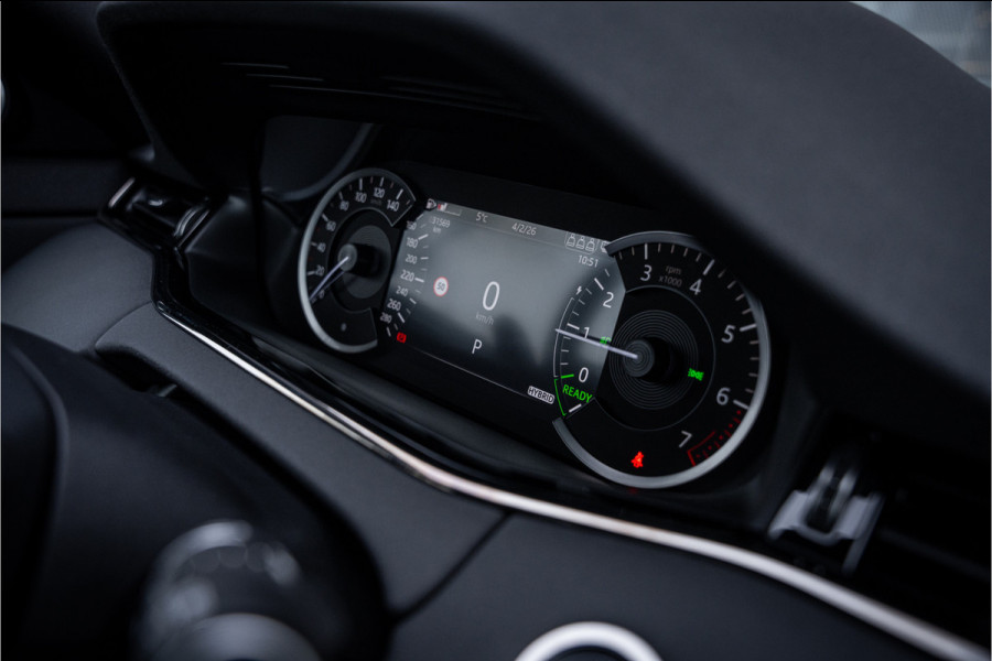 Land Rover Range Rover Evoque P300e AWD R-Dynamic SE ** 20inch ** Cold Climate ** Drive Pack ** Meridian