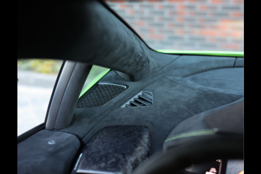 Lamborghini Huracan 5.2 V10 Performante | Verde Ithaca - Lift - Camera