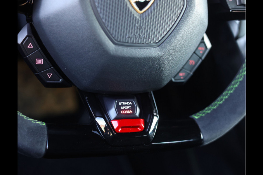 Lamborghini Huracan 5.2 V10 Performante | Verde Ithaca - Lift - Camera