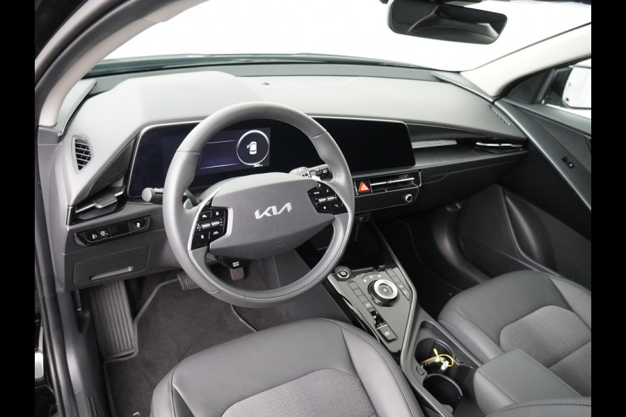 Kia Niro EV DynamicLine 64.8 kWh Airco - Apple Carplay/Android Auto - Cruise Control - Navigatie - Achteruitrijcamera - Fabrieksgarantie tot 02-2032