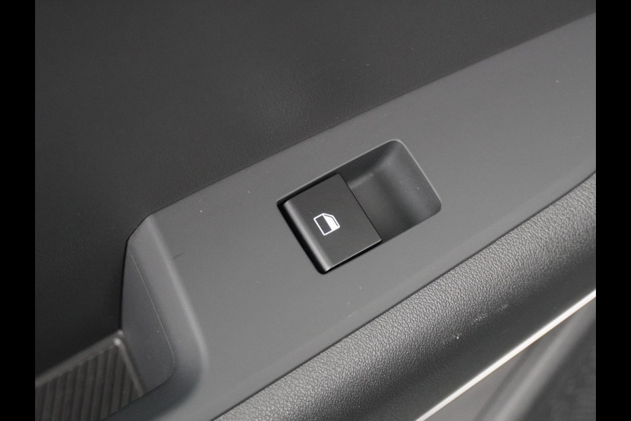 Kia Niro EV DynamicLine 64.8 kWh Airco - Apple Carplay/Android Auto - Cruise Control - Navigatie - Achteruitrijcamera - Fabrieksgarantie tot 02-2032