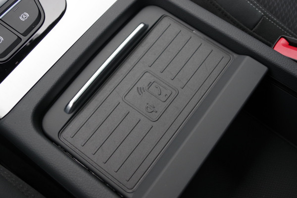 Audi Q5 50 TFSI e Quattro 300 PK S-Line Edition Competition, Panoramadak, RS-Leder, Adap. Cruise Control, 360 Camera, Memory, Winterpakk