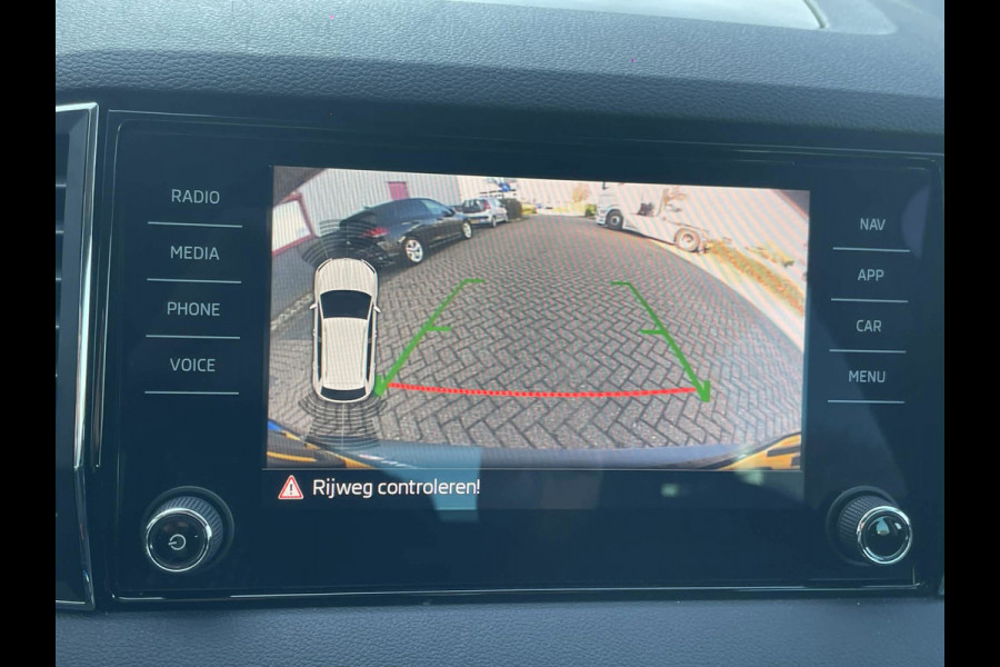 Škoda Karoq 1.0 TSI Clever Edition AUTOMAAT