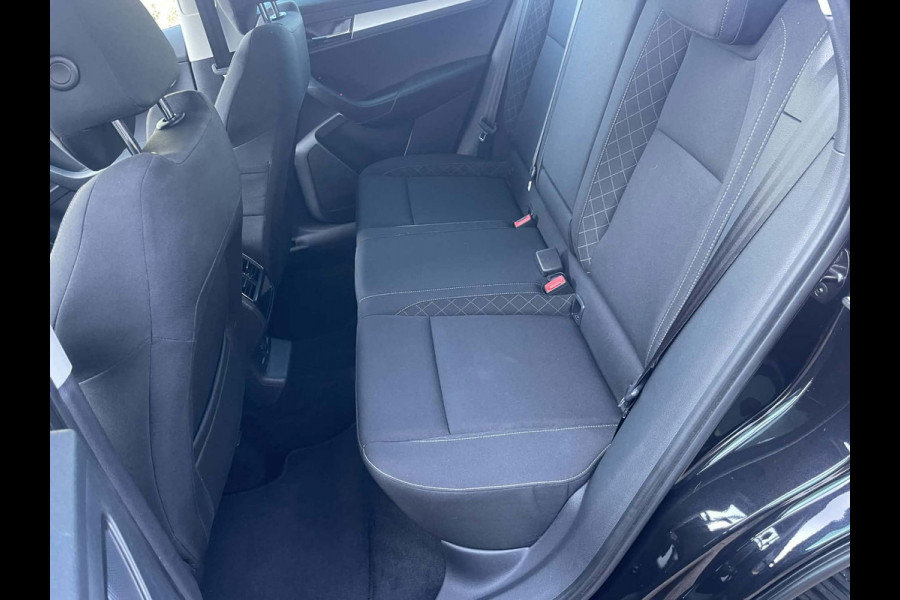 Škoda Karoq 1.0 TSI Clever Edition AUTOMAAT