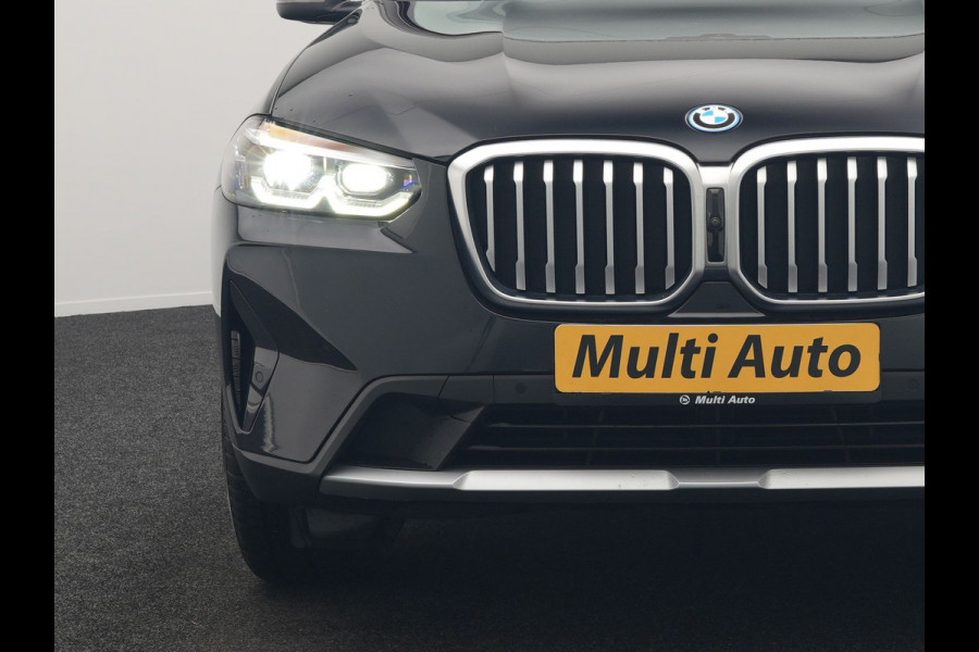 BMW X3 xDrive30e X Line FACELIFT Plug In Hybrid 293pk Dealer O.H. PHEV | 360 Camera | Sportstoelen Verwarmd | Apple Carplay | Hifi Audio | Virtual Cockpit | Navigatie | Cruise Control | DAB | LED Koplampen | 18"L.M |