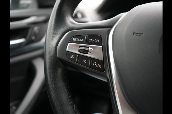 BMW X3 xDrive30e X Line FACELIFT Plug In Hybrid 293pk Dealer O.H. PHEV | 360 Camera | Sportstoelen Verwarmd | Apple Carplay | Hifi Audio | Virtual Cockpit | Navigatie | Cruise Control | DAB | LED Koplampen | 18"L.M |