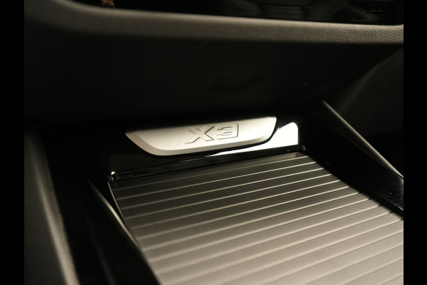BMW X3 xDrive30e X Line FACELIFT Plug In Hybrid 293pk Dealer O.H. PHEV | 360 Camera | Sportstoelen Verwarmd | Apple Carplay | Hifi Audio | Virtual Cockpit | Navigatie | Cruise Control | DAB | LED Koplampen | 18"L.M |