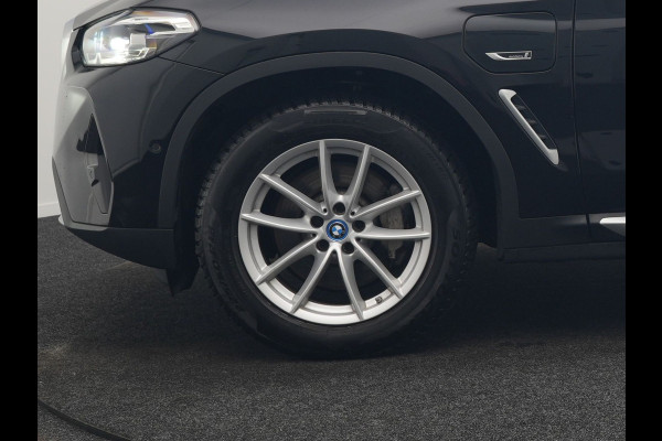 BMW X3 xDrive30e X Line FACELIFT Plug In Hybrid 293pk Dealer O.H. PHEV | 360 Camera | Sportstoelen Verwarmd | Apple Carplay | Hifi Audio | Virtual Cockpit | Navigatie | Cruise Control | DAB | LED Koplampen | 18"L.M |