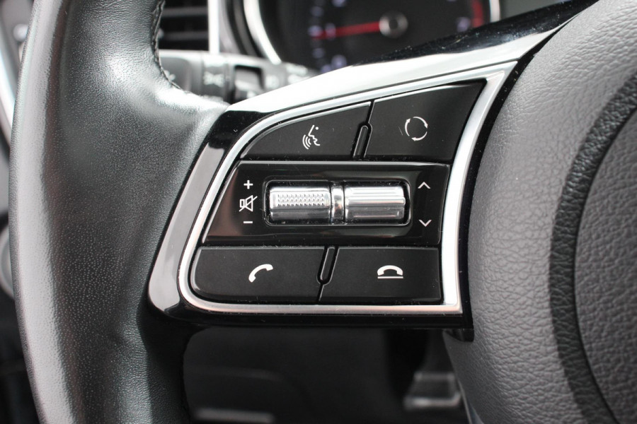 Kia Ceed Sportswagon 1.4 T-GDi Automaat DynamicLine | Panoramadak | Adaptive Cruise Control | Lane Assist | Camera | Stoel/Stuurverwarming | Apple Carplay/Android Auto | JBL Soundsystem | Navigatie |