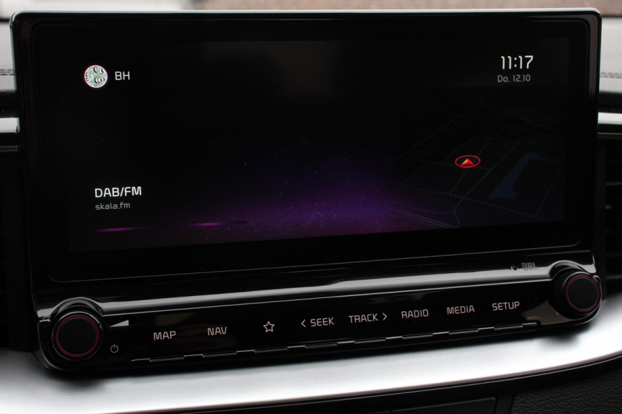 Kia Ceed Sportswagon 1.4 T-GDi Automaat DynamicLine | Panoramadak | Adaptive Cruise Control | Lane Assist | Camera | Stoel/Stuurverwarming | Apple Carplay/Android Auto | JBL Soundsystem | Navigatie |