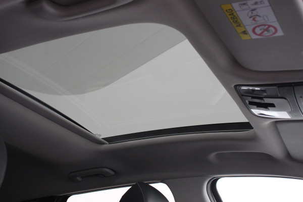 Kia Ceed Sportswagon 1.4 T-GDi Automaat DynamicLine | Panoramadak | Adaptive Cruise Control | Lane Assist | Camera | Stoel/Stuurverwarming | Apple Carplay/Android Auto | JBL Soundsystem | Navigatie |