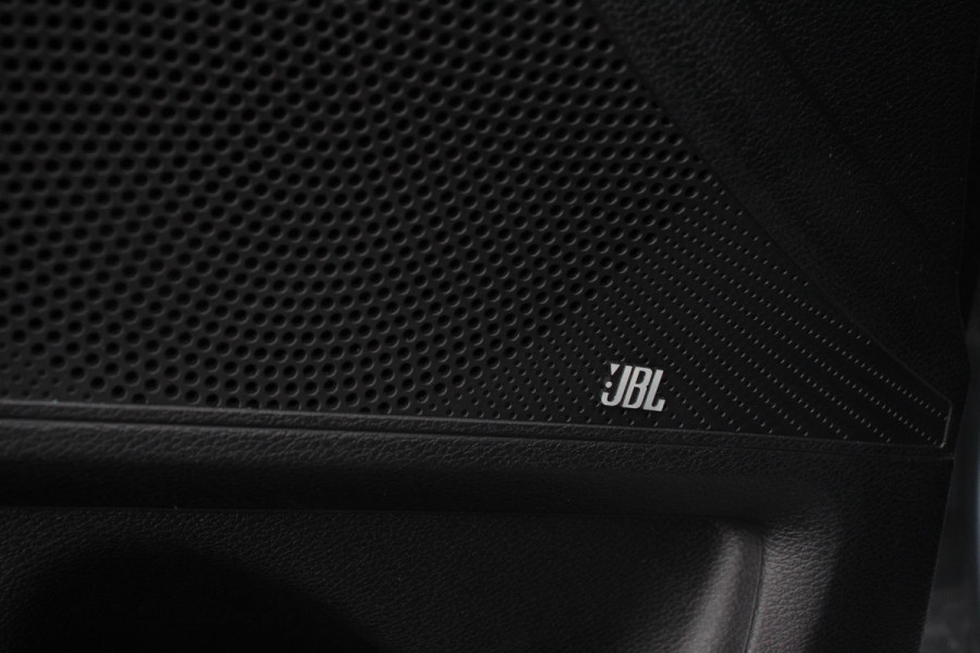 Kia Ceed Sportswagon 1.4 T-GDi Automaat DynamicLine | Panoramadak | Adaptive Cruise Control | Lane Assist | Camera | Stoel/Stuurverwarming | Apple Carplay/Android Auto | JBL Soundsystem | Navigatie |