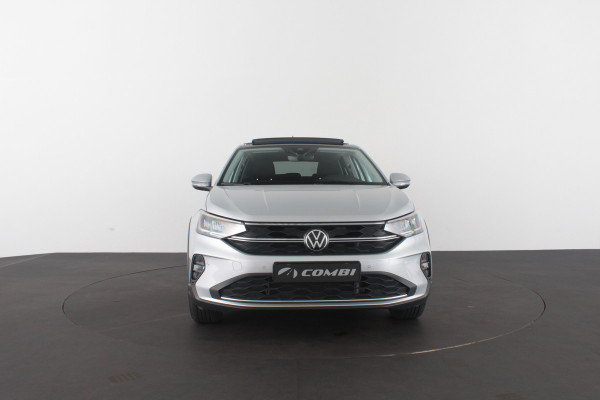 Volkswagen Taigo 1.0 TSI Life Edition Automaat/Camera/Panorama schuifdak/navigatie...