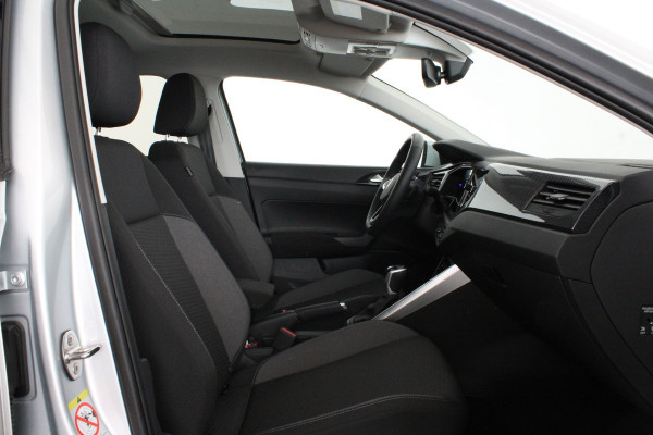 Volkswagen Taigo 1.0 TSI Life Edition Automaat/Camera/Panorama schuifdak/navigatie...