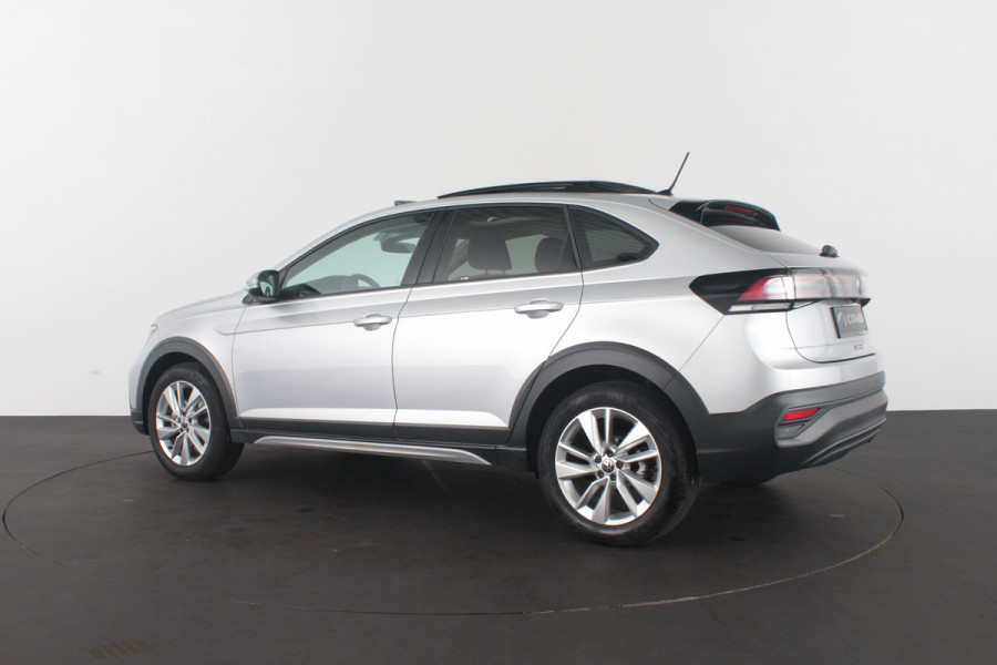 Volkswagen Taigo 1.0 TSI Life Edition Automaat/Camera/Panorama schuifdak/navigatie...