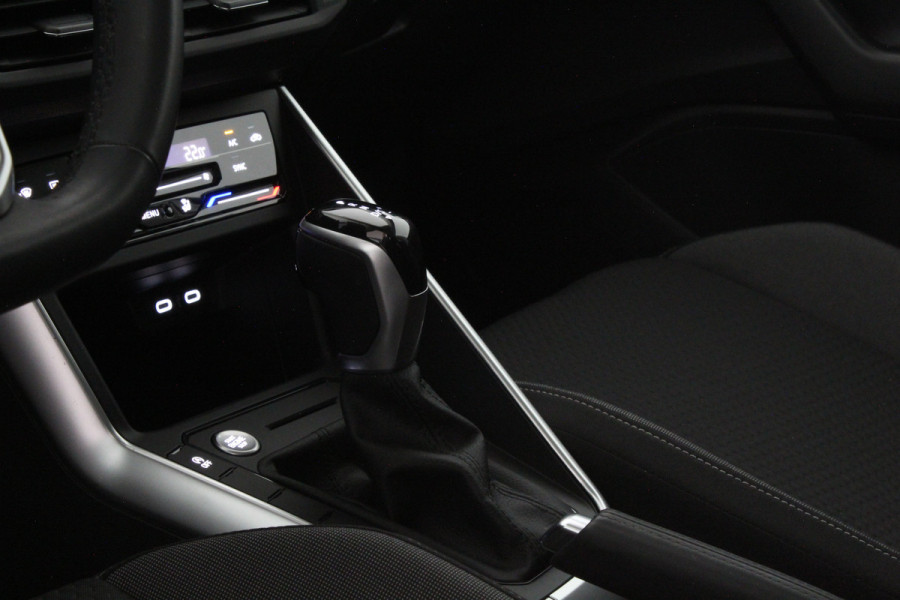 Volkswagen Taigo 1.0 TSI Life Edition Automaat/Camera/Panorama schuifdak/navigatie...