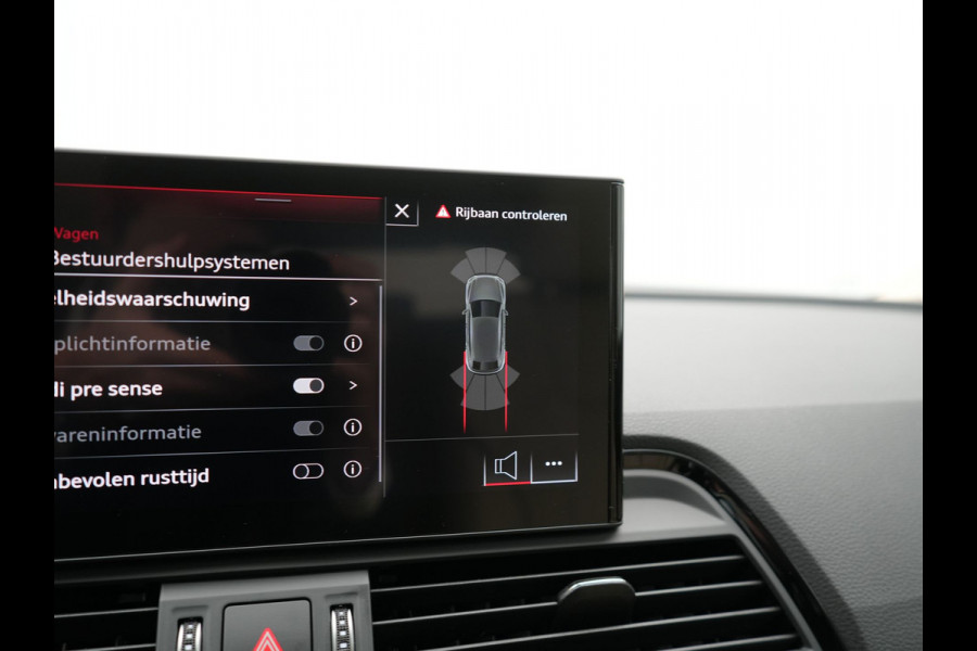 Audi Q5 Sportback 50 TFSI e S Line Plug In Hybrid 300pk Dealer O.H PHEV | Luchtvering | Matrix LED | 21"Audi Sport L.M | Sfeerverlichting | Lederen Sportstoelen Verwarmd | Cruise Control | Navigatie | Virtual | DAB |