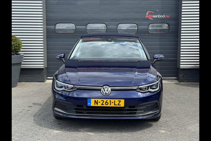 Volkswagen Golf 1.5 TSI Style | Adaptive Cruise Control | Head-Up Display | Massage | DAB | Parkeersensoren |