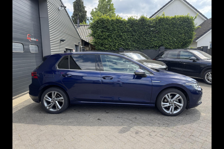 Volkswagen Golf 1.5 TSI Style | Adaptive Cruise Control | Head-Up Display | Massage | DAB | Parkeersensoren |